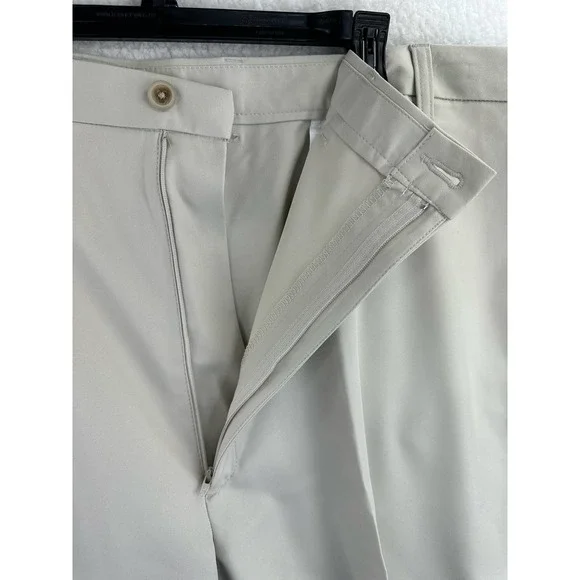 HAGGAR Mens Big & Tall Cool 18 PRO Classic-Fit Stretch Flat Tan Shorts Size 48 - Picture 7 of 11